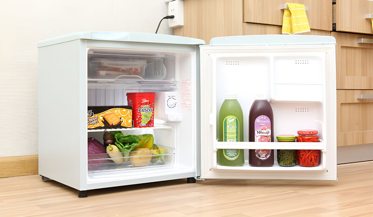 Tủ lạnh mini hiệu suất cao, dung tích phù hợp và thiết kế tiện ích